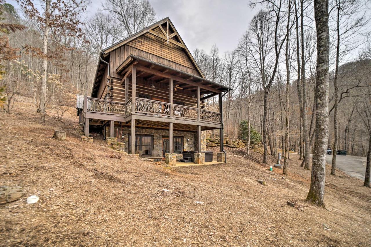 Luxury Cabin Rental In Franklin With Private Hot Tub Exterior foto